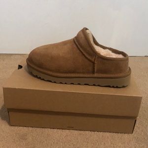 UGG Classic Slipper Che